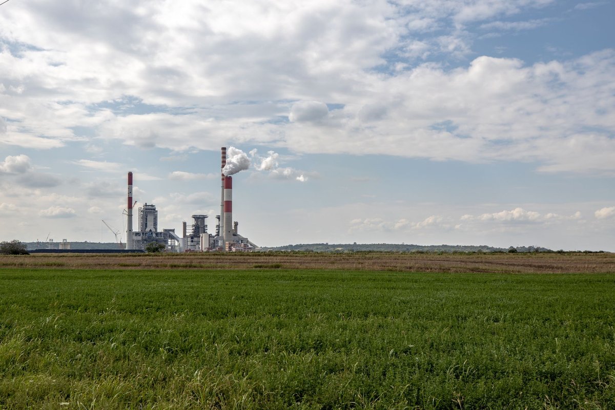 Brzda i plyn zároveň: co znamená nová revize EU ETS